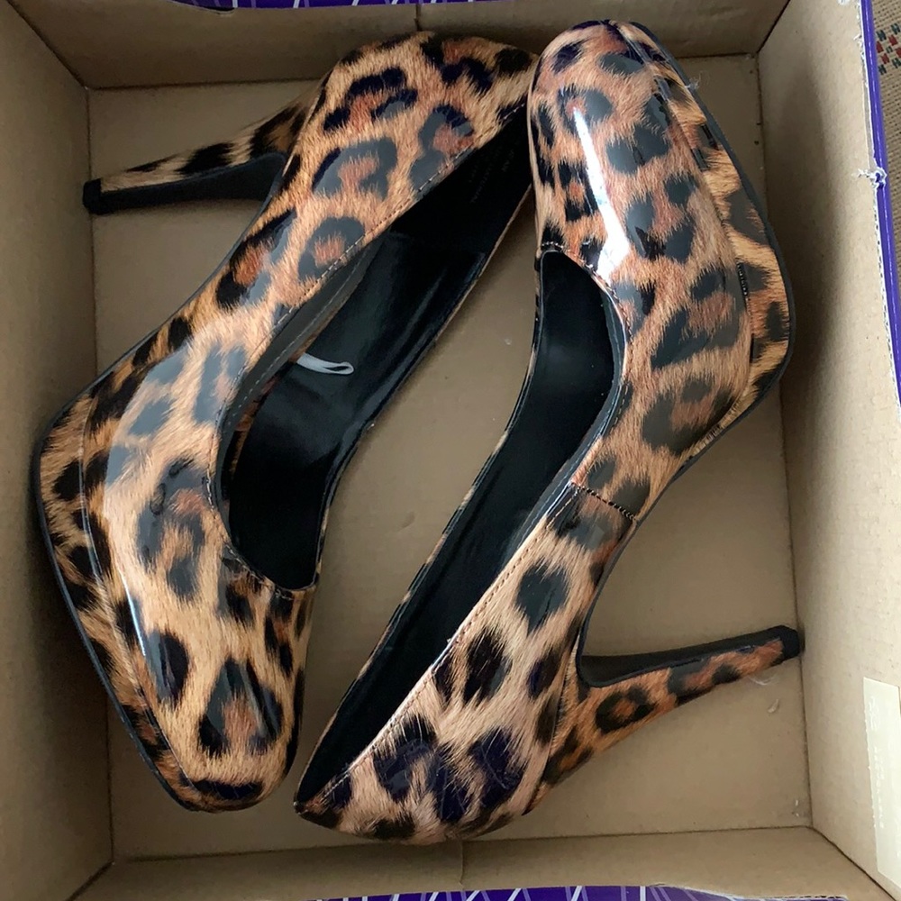Leopard Print heels